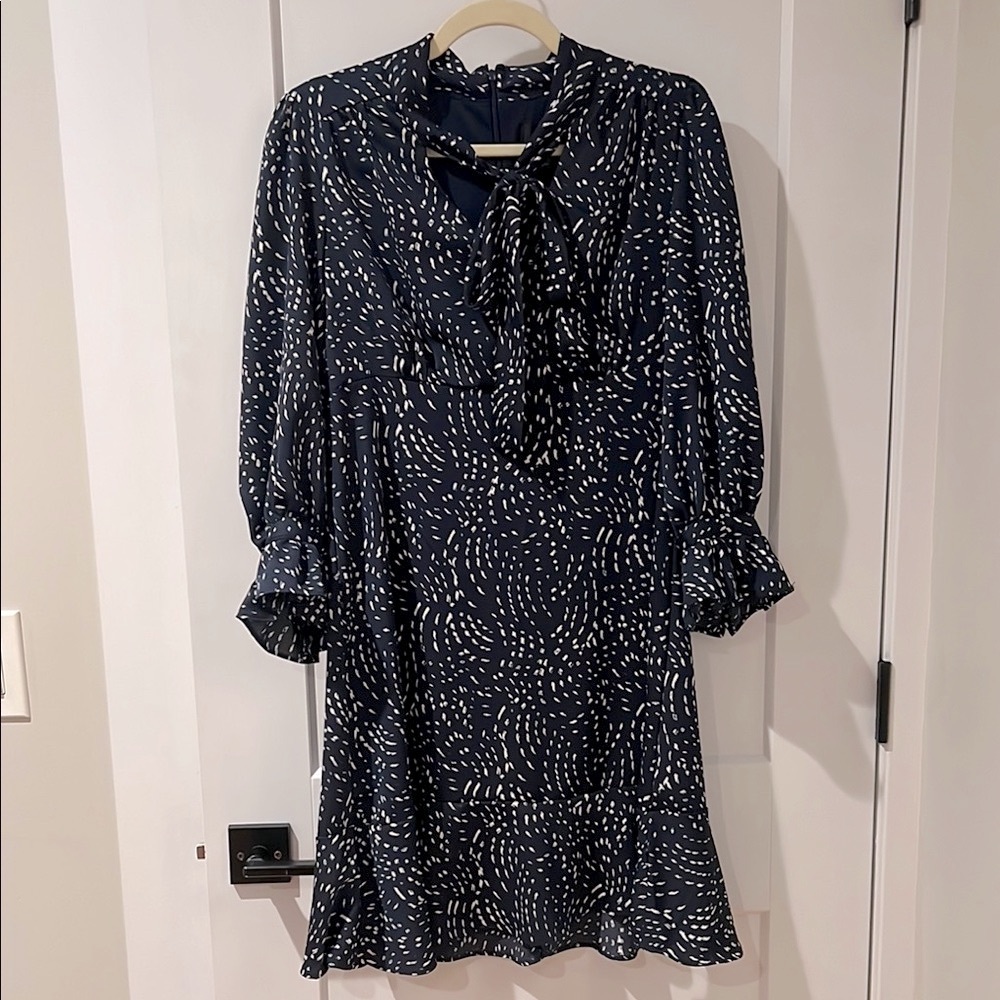 NWT DKNY Navy and White Sheath Dress
